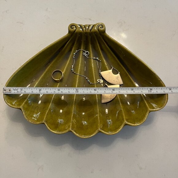 Vintage clam shell dish - Picture 3 of 4